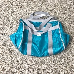 Vday Sale Brand new light weight duffle